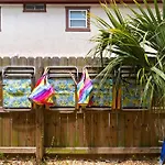Walk To Beach Restaurants Fire Pit Large Porch