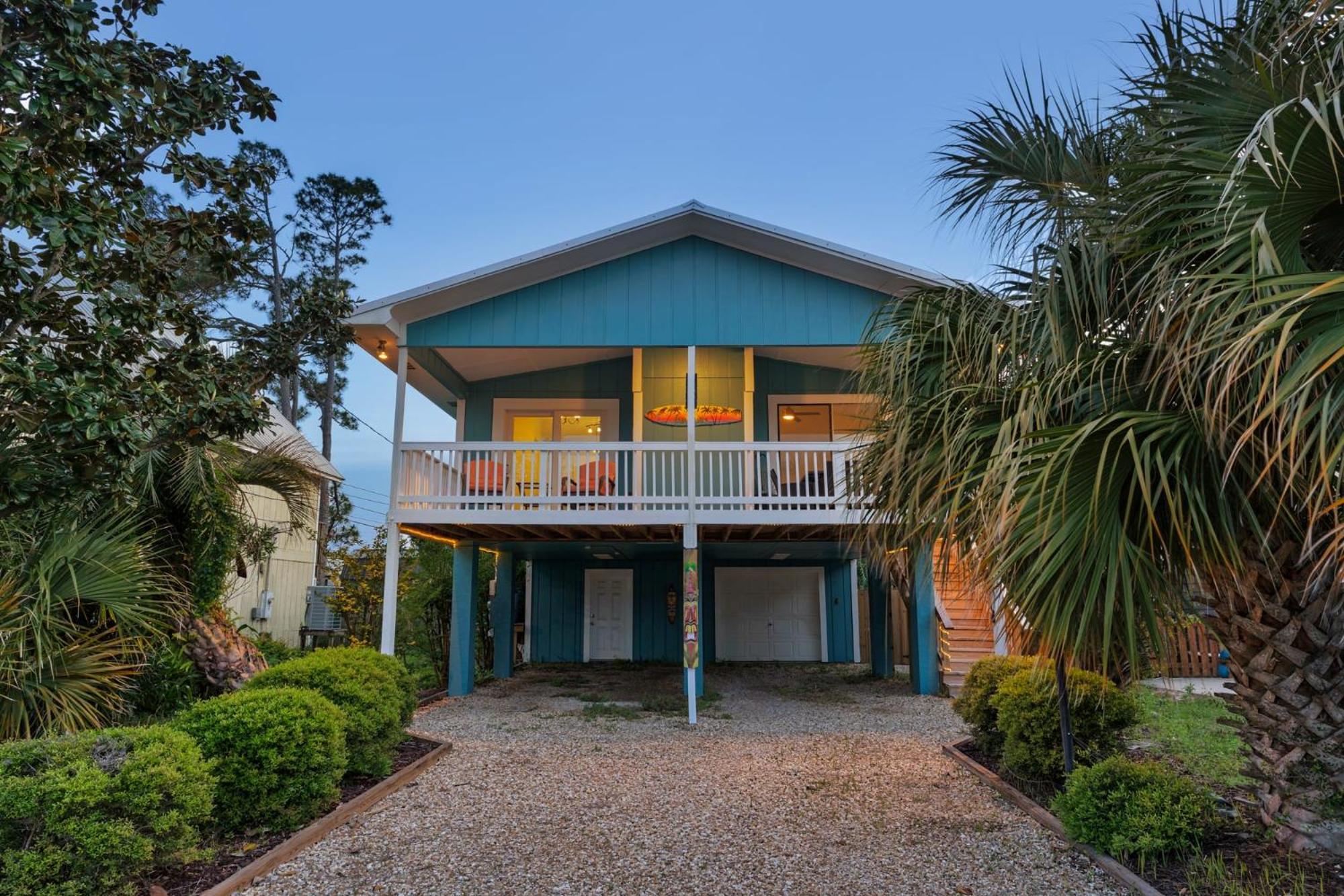 Walk To Restaurants Fire Pit Large Porch *